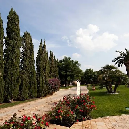 San Tommaso מלון פולינאנו א מארה