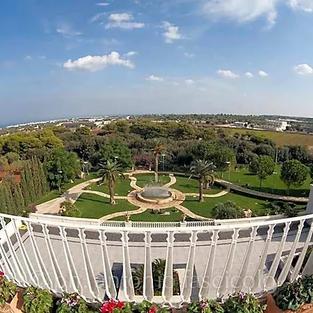 Hotel San Tommaso 4*