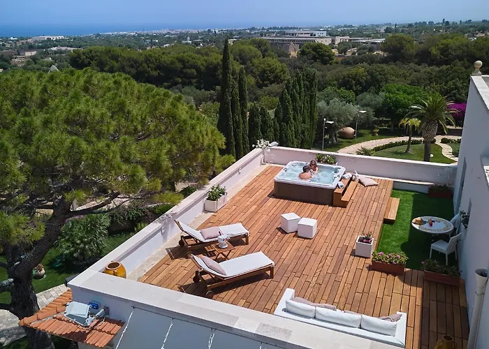 San Tommaso מלון