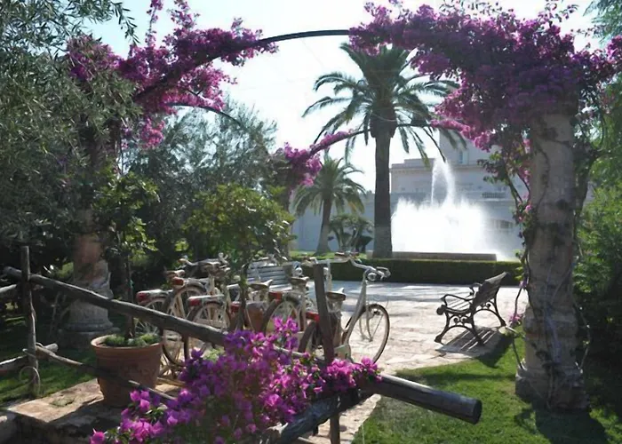 San Tommaso מלון פולינאנו א מארה